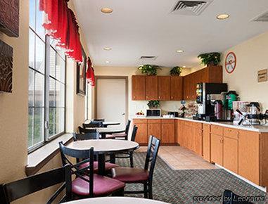 Howard Johnson By Wyndham Near Lone Star Park 2* Grand Prairie